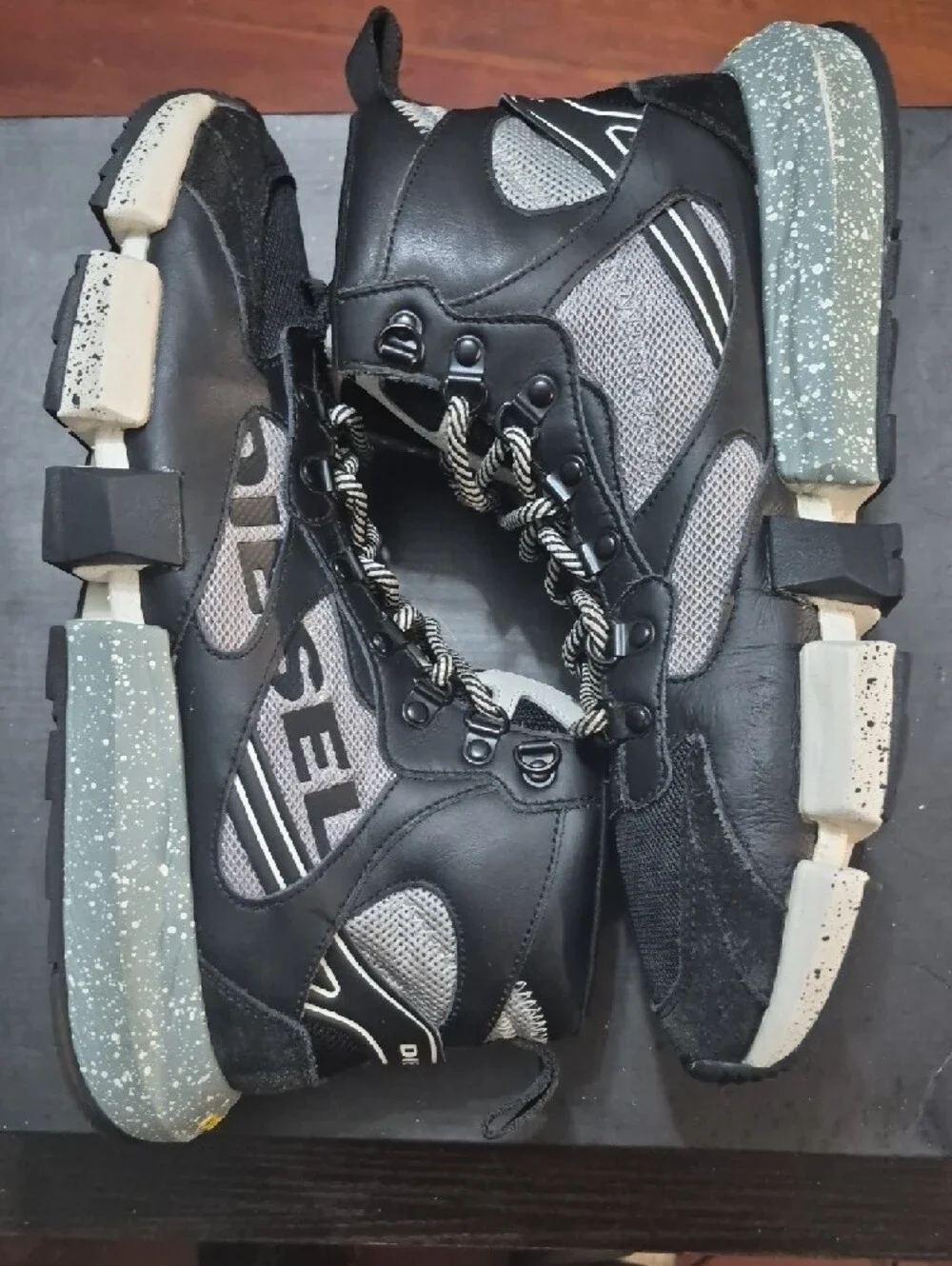 Diesel Men's S-Padola Mid Trek Sneakers Mens 11 EUC